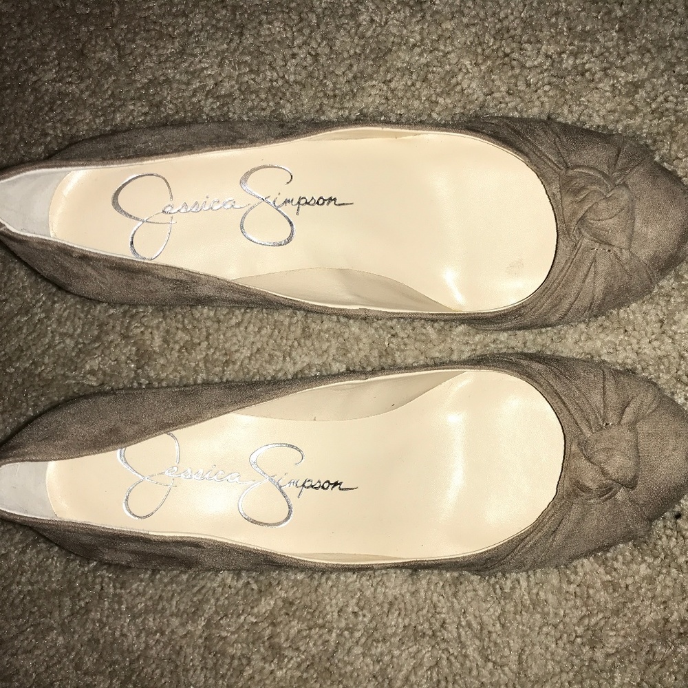 jessica simpson beige wedges